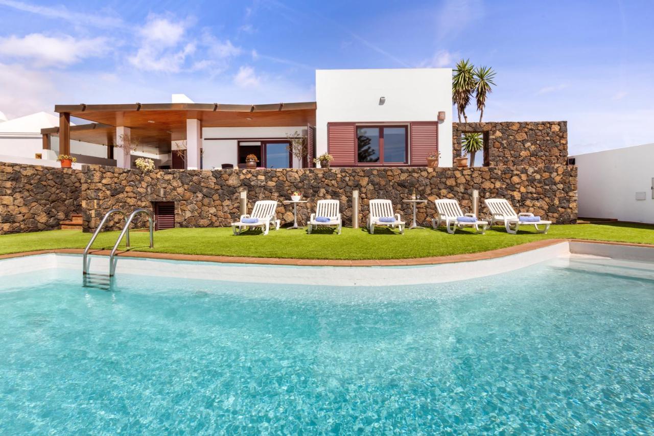 Home2Book Luxury Villa Playa Honda, Private Pool プラヤ・オンダ エクステリア 写真