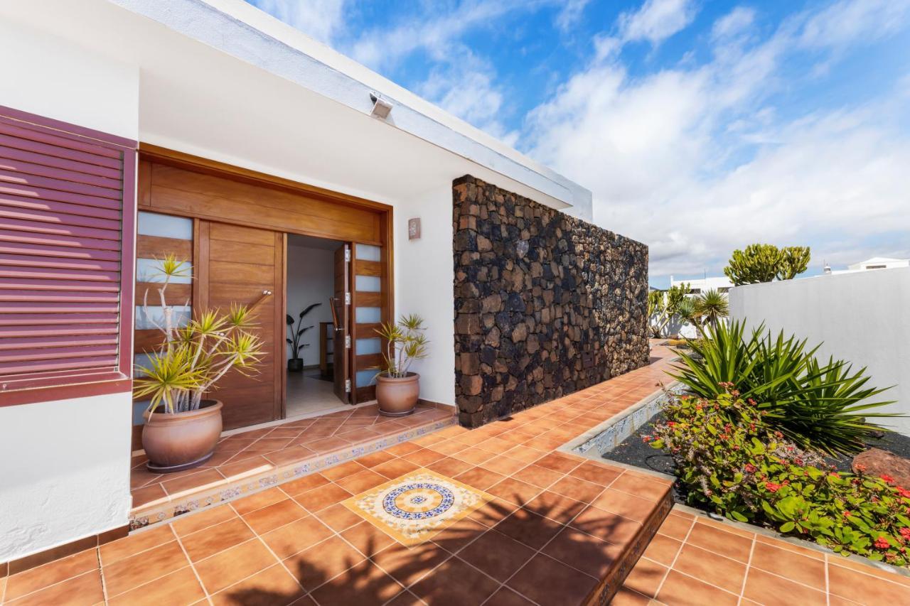 Home2Book Luxury Villa Playa Honda, Private Pool プラヤ・オンダ エクステリア 写真