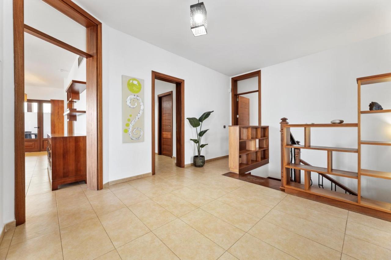 Home2Book Luxury Villa Playa Honda, Private Pool プラヤ・オンダ エクステリア 写真